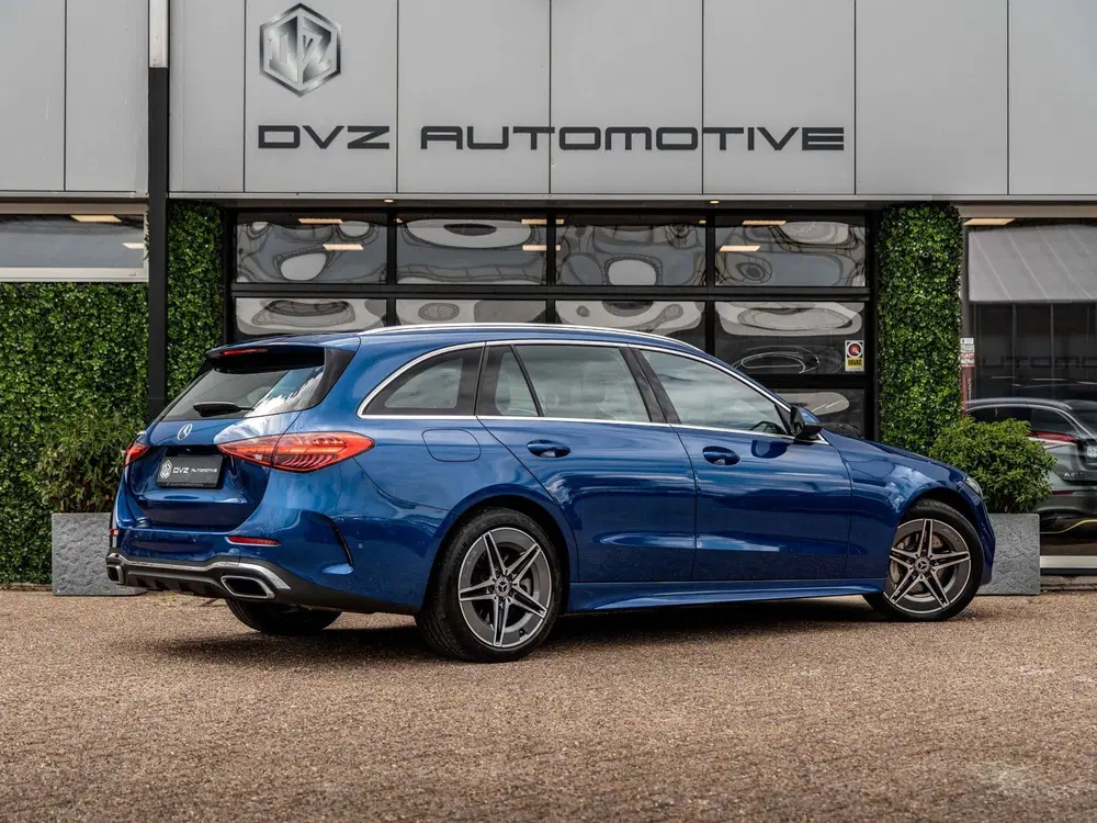 Mercedes-Benz C-Klasse 300e 313PK AMG Line uit 2023, foto 3