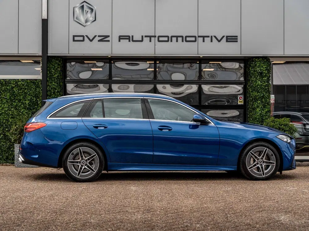 Mercedes-Benz C-Klasse 300e 313PK AMG Line uit 2023, foto 4