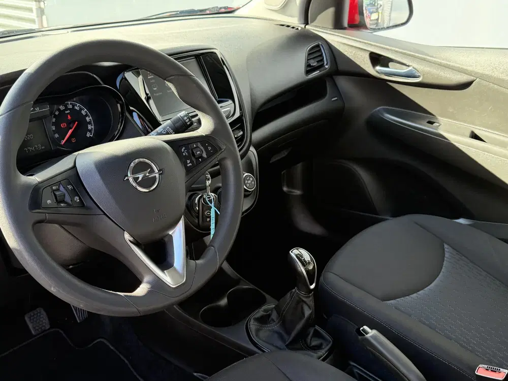 Opel Karl BWJ 2019 uit 2019, foto 3