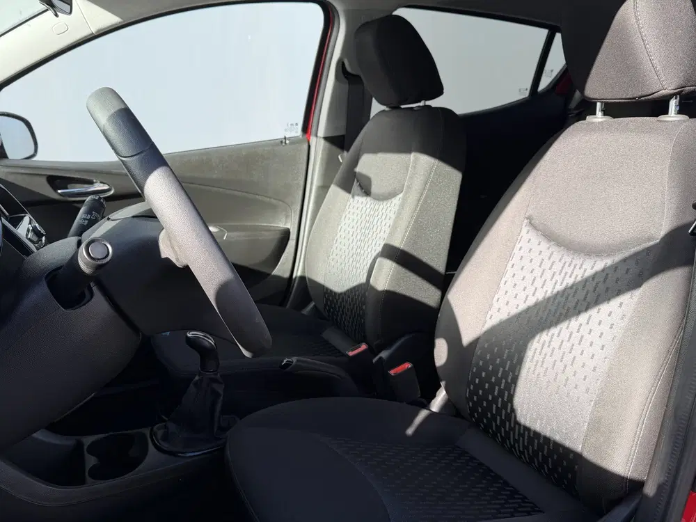 Opel Karl BWJ 2019 uit 2019, foto 4