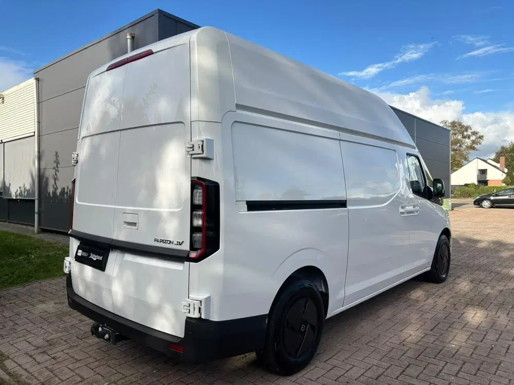 Farizon SV L2H2 231PK uit 2026, foto 5