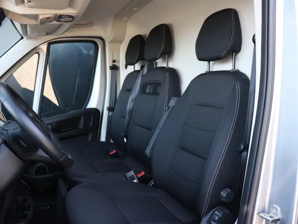 Toyota Proace 2.2 D-4D L2H2 3.5t Navigator uit 2024, foto 12