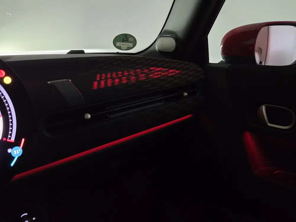 Mini John Cooper Works 2.0 JCW John Cooper Works XL uit 2025, foto 13