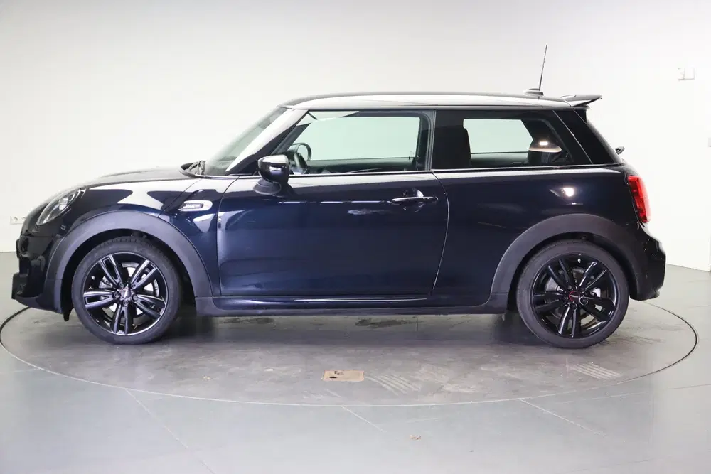 Mini Hatchback Cooper Dalston JCW uit 2021, foto 8