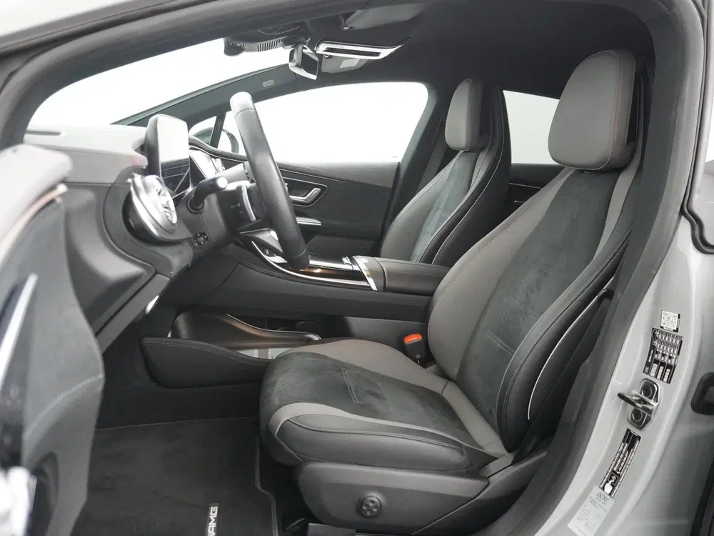 Mercedes-Benz EQE 300 AMG Line 89 kWh uit 2023, foto 4