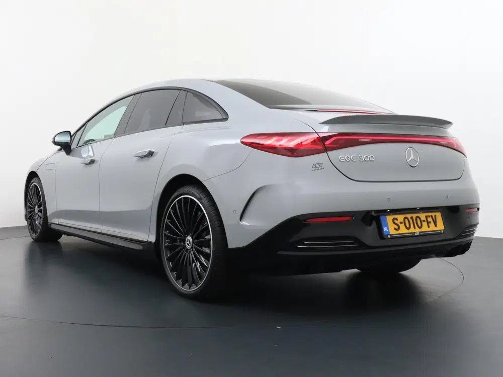 Mercedes-Benz EQE 300 AMG Line 89 kWh uit 2023, foto 5