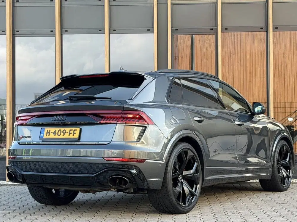 Audi RS Q8 4.0 TFSI Quattro uit 2020, foto 2
