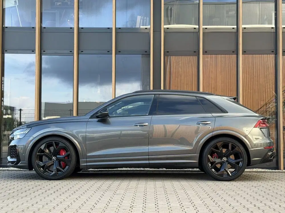 Audi RS Q8 4.0 TFSI Quattro uit 2020, foto 5