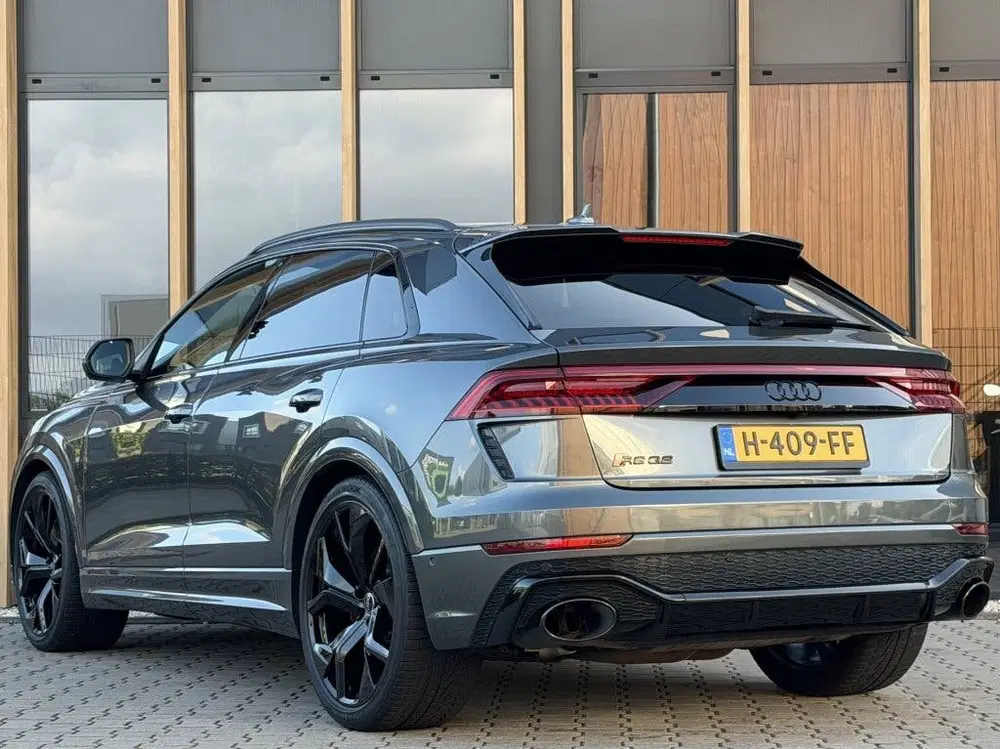 Audi RS Q8 4.0 TFSI Quattro uit 2020, foto 7