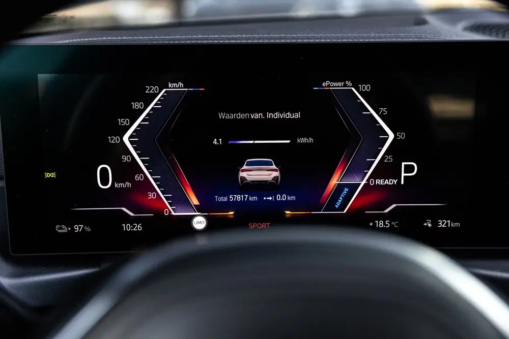 BMW i4 EDrive40 84 kWh uit 2022, foto 15