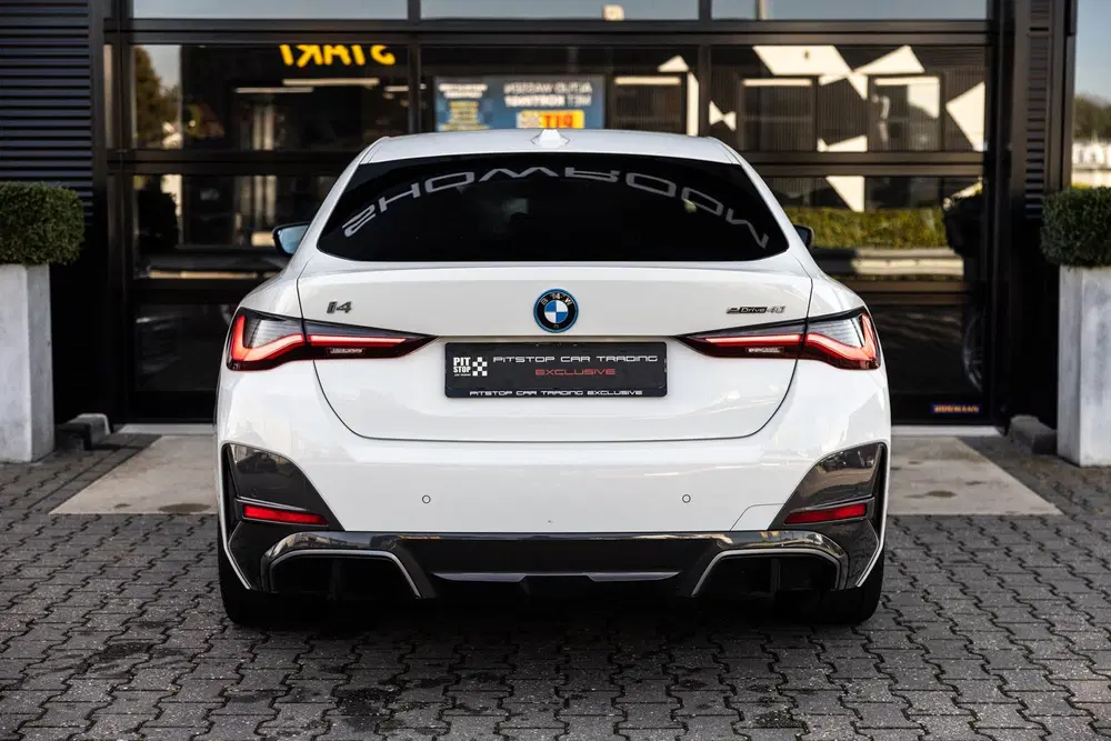 BMW i4 EDrive40 84 kWh uit 2022, foto 8