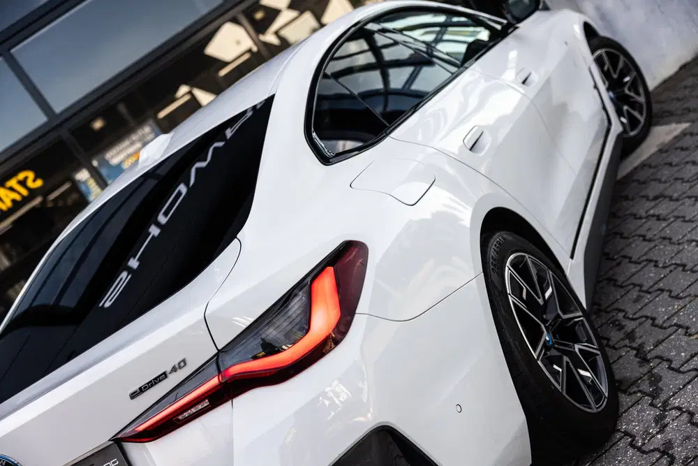 BMW i4 EDrive40 84 kWh uit 2022, foto 9