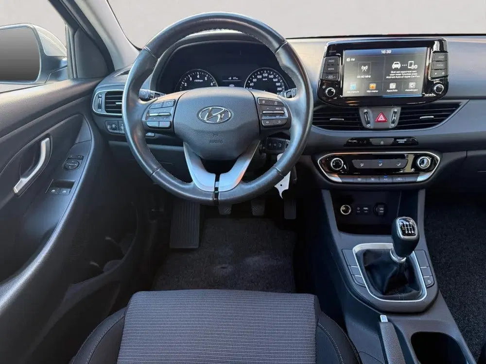 Hyundai i30 1.0 T-GDi MHEV Comf. uit 2020, foto 2