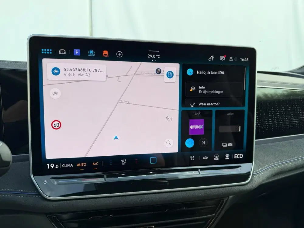 Volkswagen Passat 1.5 eHybrid R-Line Edition 272 pk uit 2025, foto 12