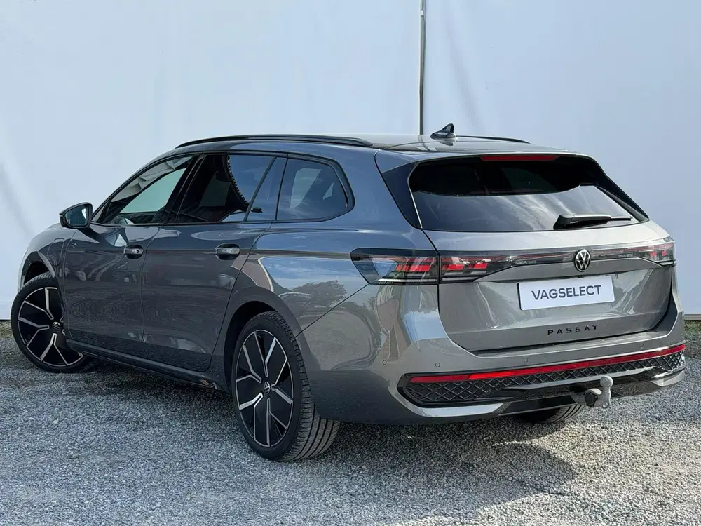 Volkswagen Passat 1.5 eHybrid R-Line Edition 272 pk uit 2025, foto 2