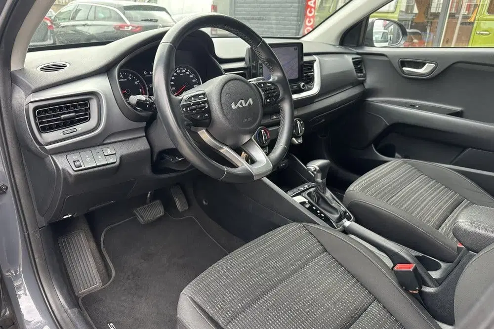Kia Stonic 1.0 T-GDi MHEV Dyn L (bj 2023 uit 2023, foto 11