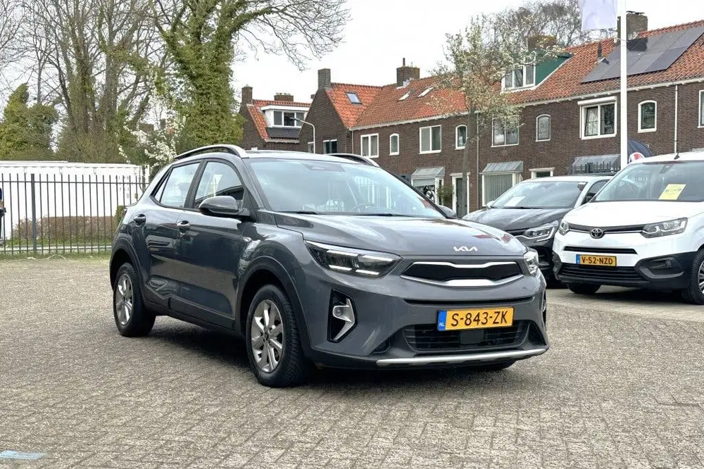 Kia Stonic 1.0 T-GDi MHEV Dyn L (bj 2023 uit 2023, foto 6