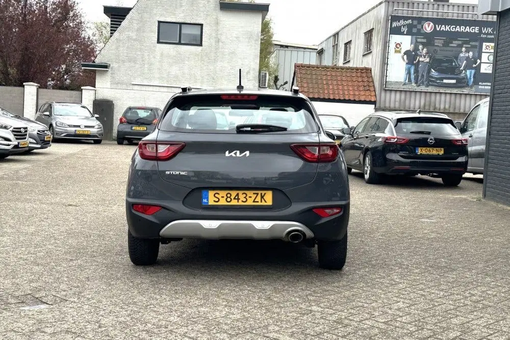 Kia Stonic 1.0 T-GDi MHEV Dyn L (bj 2023 uit 2023, foto 8
