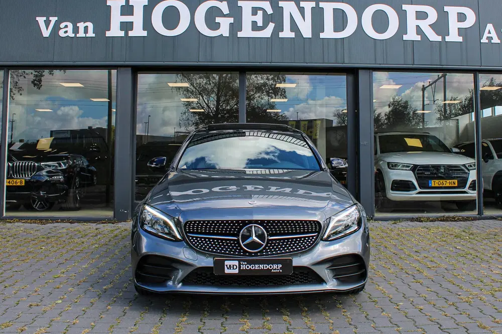 Mercedes-Benz C-Klasse 300 AMG Prem.Plus NAVI PANO 360CAM OR uit 2021, foto 2