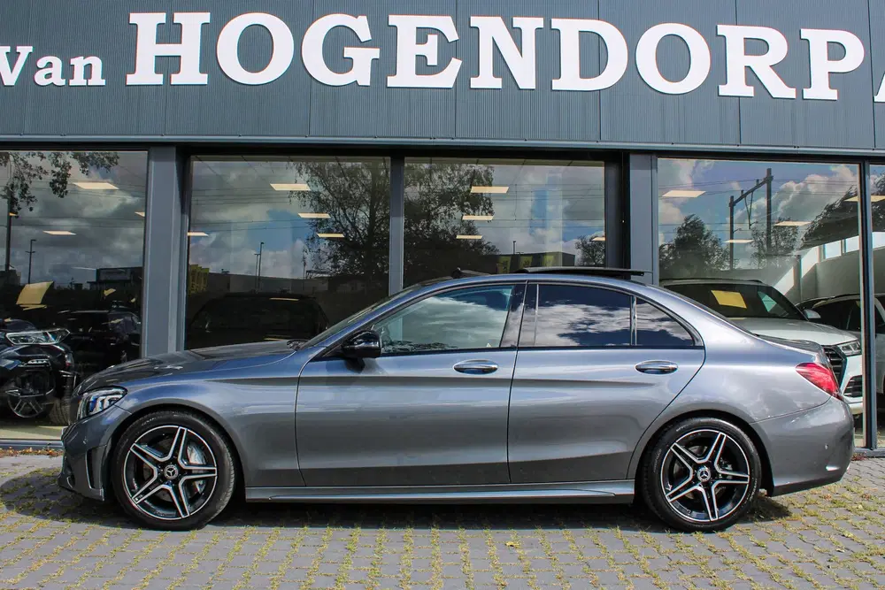 Mercedes-Benz C-Klasse 300 AMG Prem.Plus NAVI PANO 360CAM OR uit 2021, foto 4