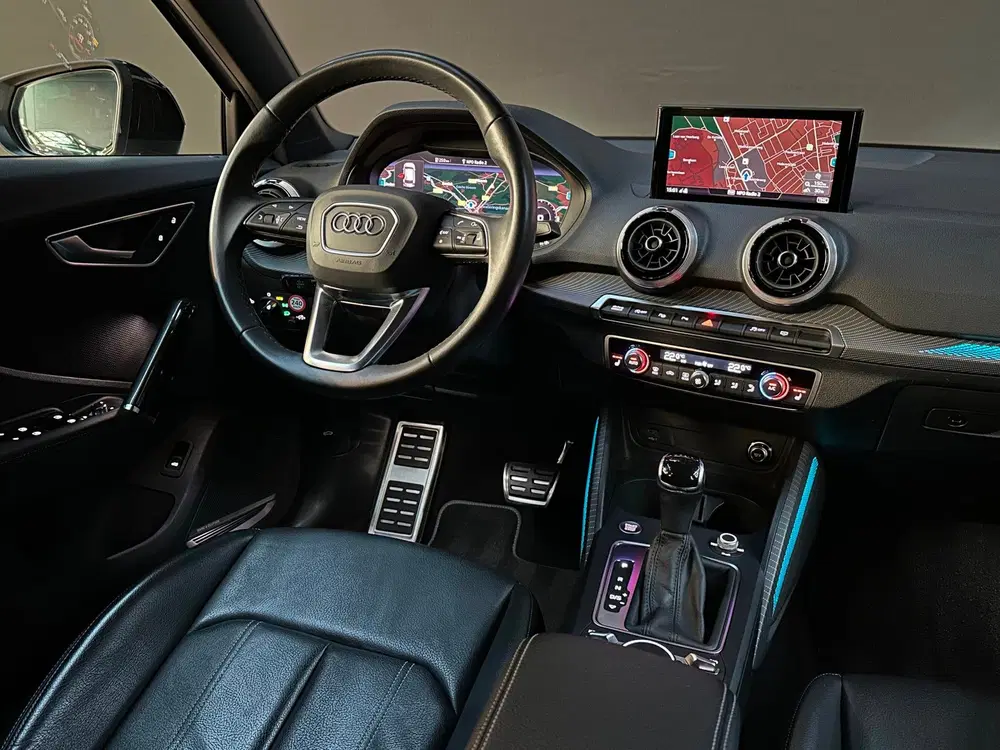 Audi Q2 35 TFSI S Line uit 2021, foto 10