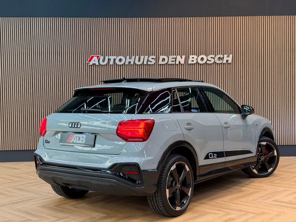 Audi Q2 35 TFSI S Line uit 2021, foto 2