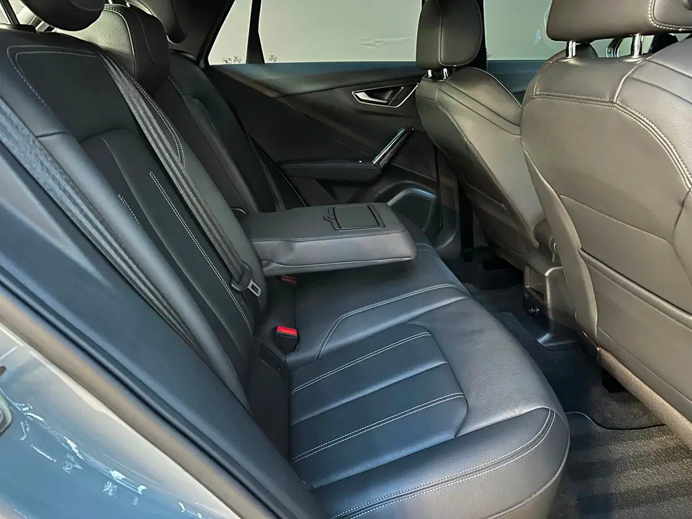 Audi Q2 35 TFSI S Line uit 2021, foto 8