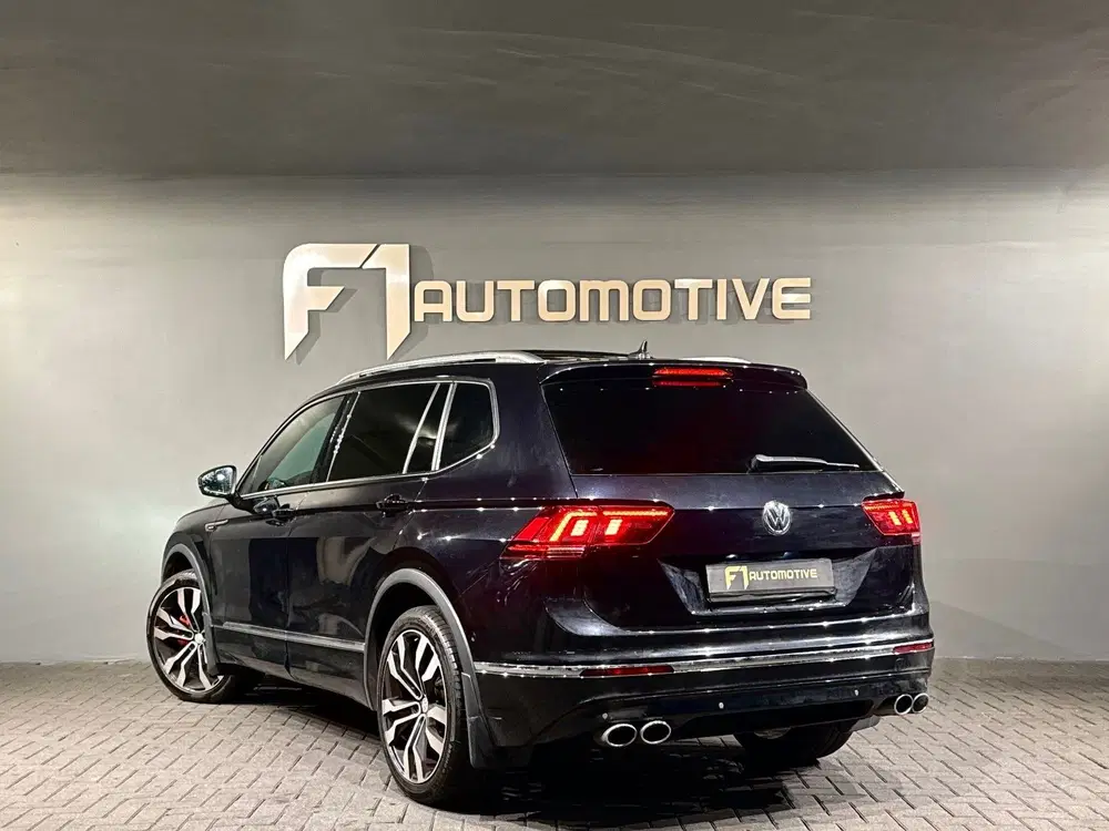 Volkswagen Tiguan Allspace 2.0 TSI 4M 3 x R Line Pano uit 2020, foto 8