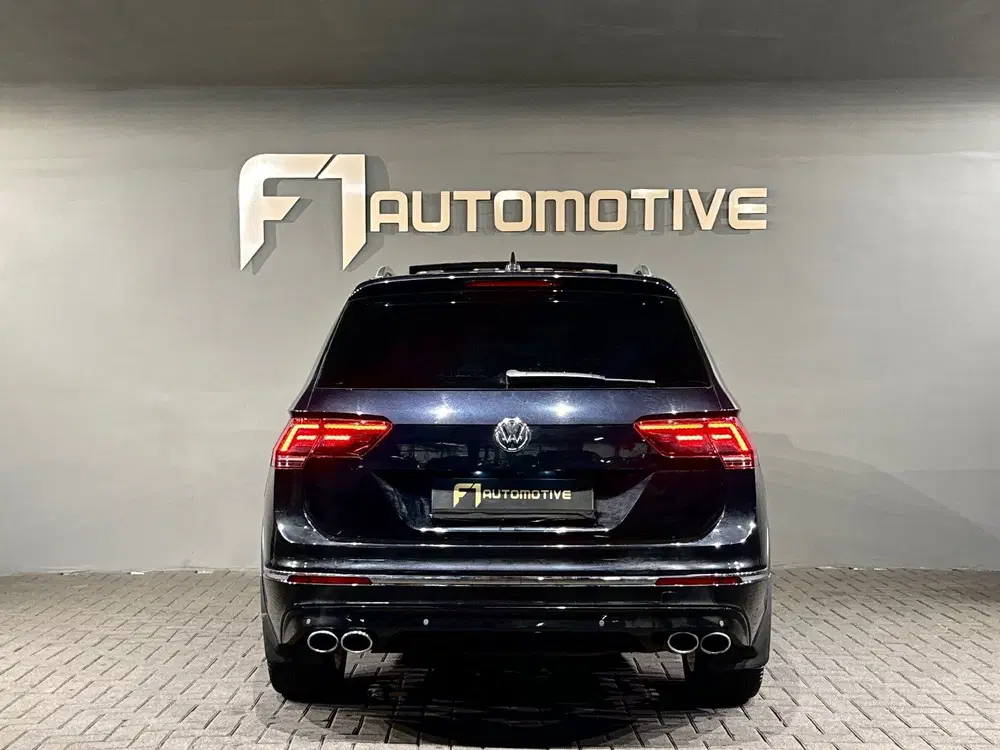 Volkswagen Tiguan Allspace 2.0 TSI 4M 3 x R Line Pano uit 2020, foto 9