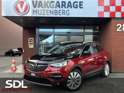 Opel Grandland 1.6 Turbo Hybrid4 Ultimate 300PK uit 2021