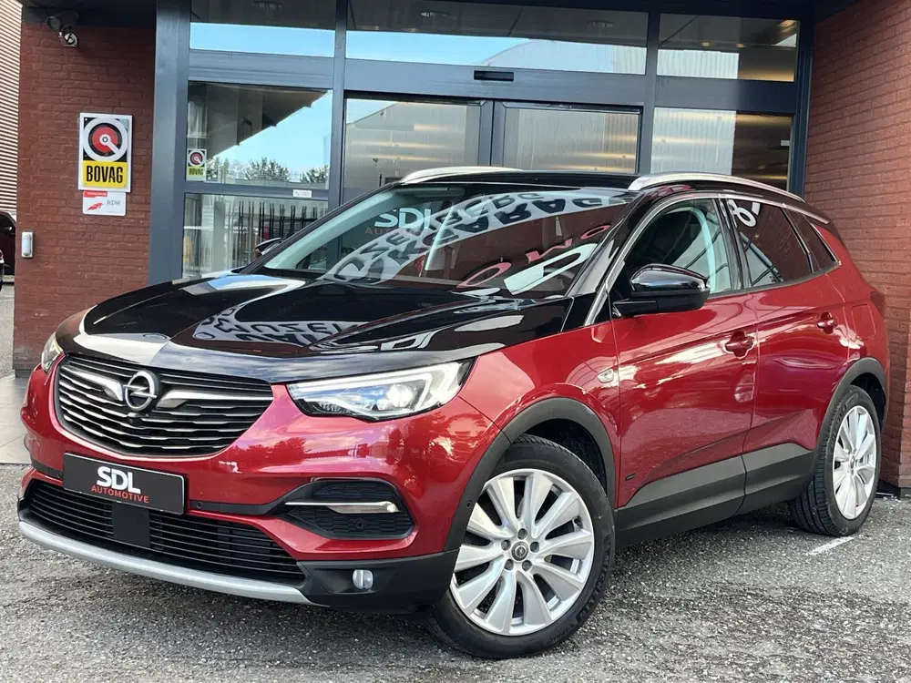 Opel Grandland 1.6 Turbo Hybrid4 Ultimate 300PK uit 2021, foto 2