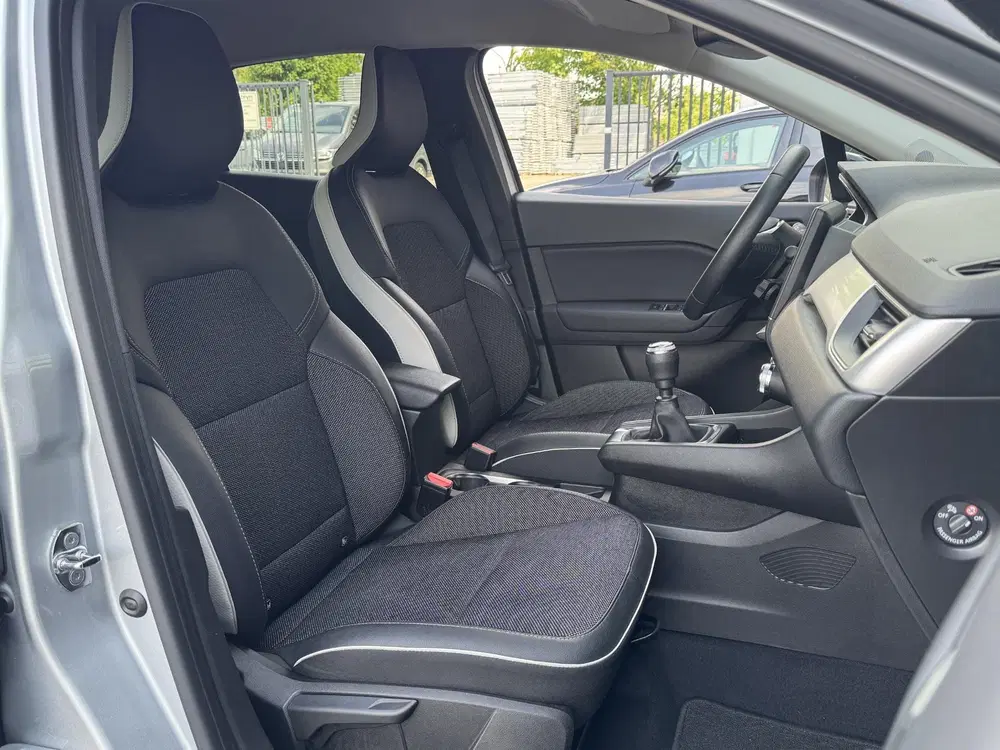 Renault Captur 1.0 TCE 90 INTENS I P-CAMERA I APPLE CARPL uit 2022, foto 10