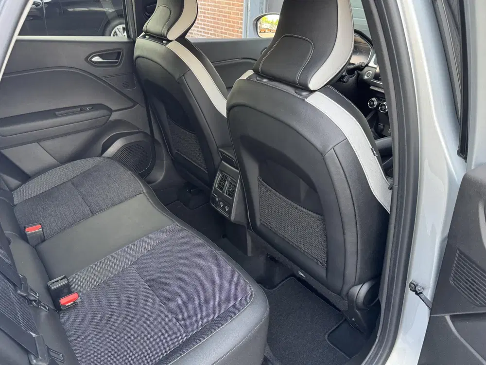 Renault Captur 1.0 TCE 90 INTENS I P-CAMERA I APPLE CARPL uit 2022, foto 11