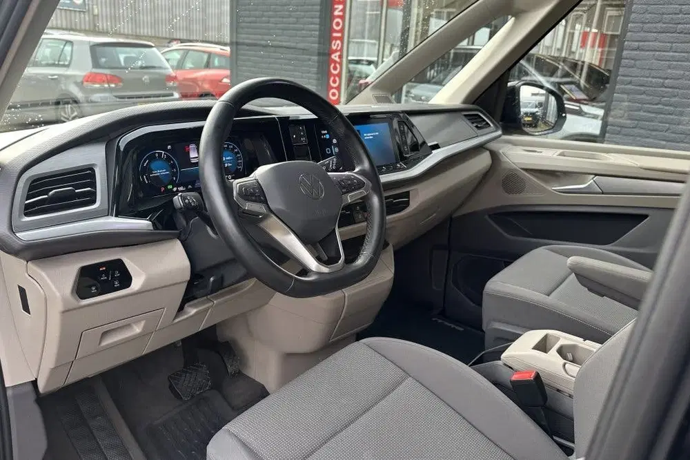 Volkswagen Multivan 1.4 Plug-In Hybrid L2H1 Life (bj 2023) uit 2023, foto 11