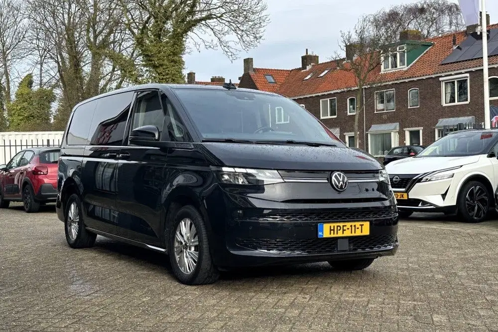 Volkswagen Multivan 1.4 Plug-In Hybrid L2H1 Life (bj 2023) uit 2023, foto 6