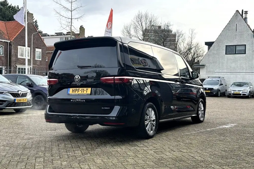 Volkswagen Multivan 1.4 Plug-In Hybrid L2H1 Life (bj 2023) uit 2023, foto 7