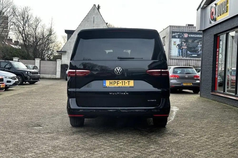 Volkswagen Multivan 1.4 Plug-In Hybrid L2H1 Life (bj 2023) uit 2023, foto 8