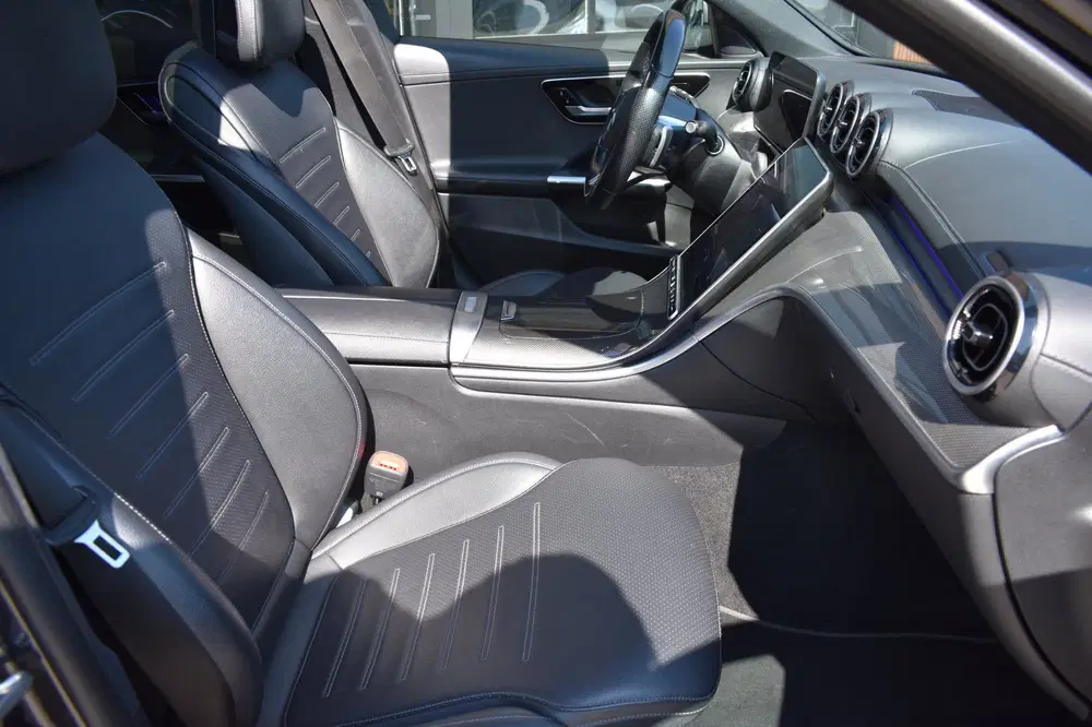 Mercedes-Benz C-Klasse 180 AMG Line '22 LED Pano Leder Clima uit 2022, foto 4
