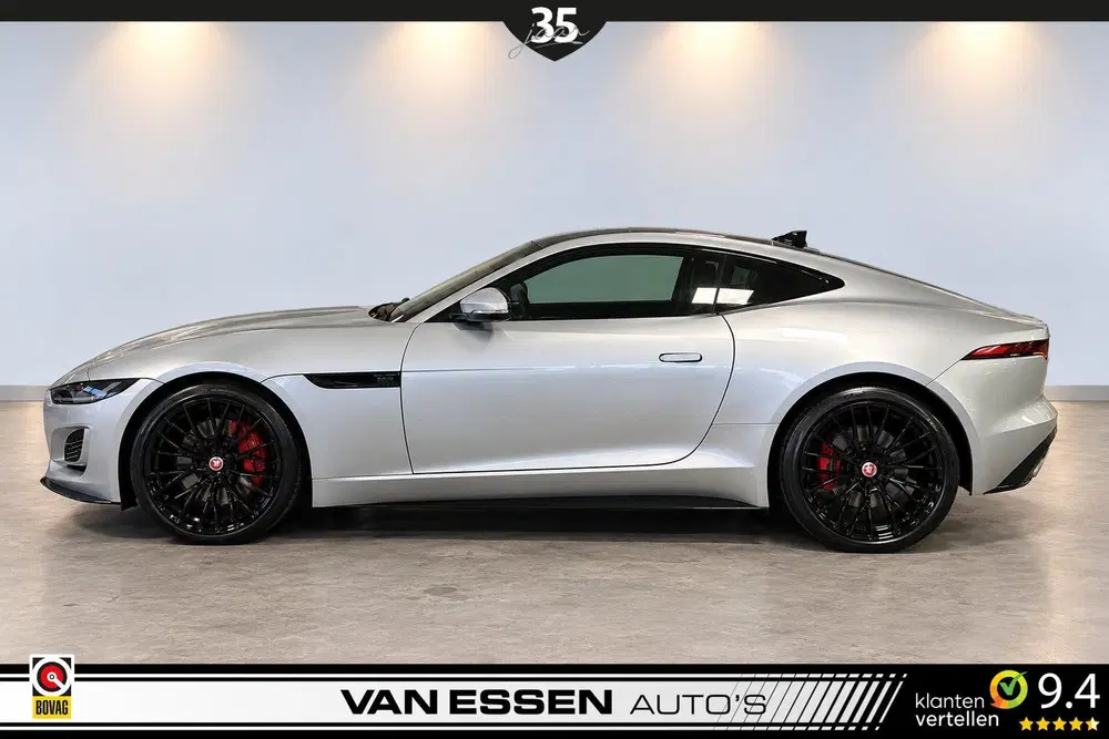 Jaguar F-Type P300 RWD First Edition uit 2021, foto 2
