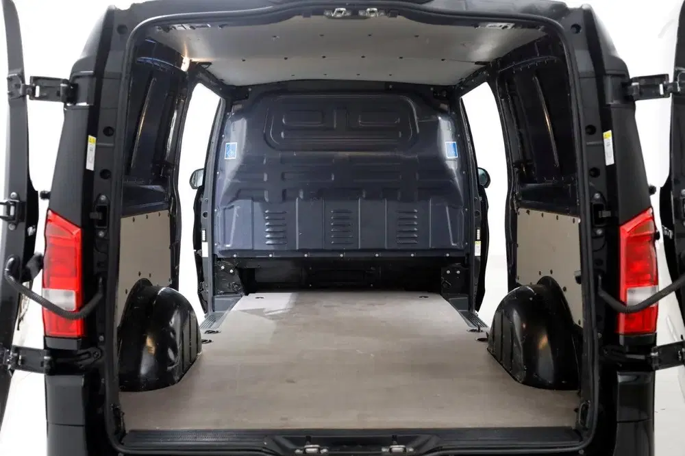 Mercedes-Benz Vito 116 CDI 163pk 9G Automaat XL Extra Lang 4 uit 2024, foto 5