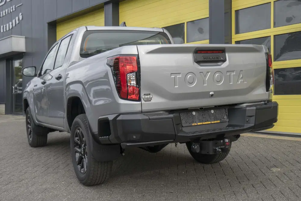 Toyota Hilux 2.8 D-4D MHEV Double Cab Auto 4WD Active uit 2026, foto 11