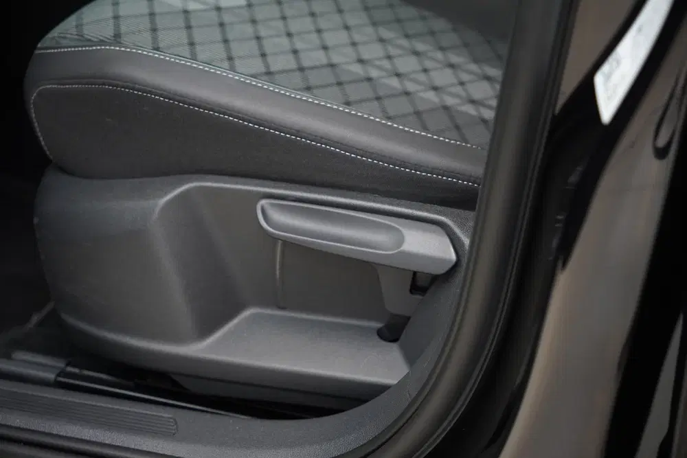 Volkswagen T-Cross 1.5TSI uit 2025, foto 14