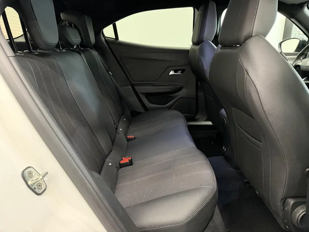 Opel Mokka 1.2 Turbo Hybrid GS AUTOMAAT Climate contr uit 2025, foto 14