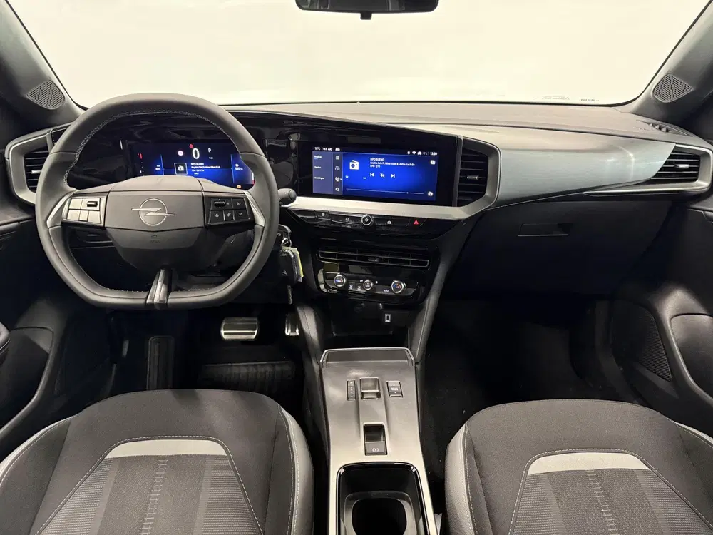 Opel Mokka 1.2 Turbo Hybrid GS AUTOMAAT Climate contr uit 2025, foto 2
