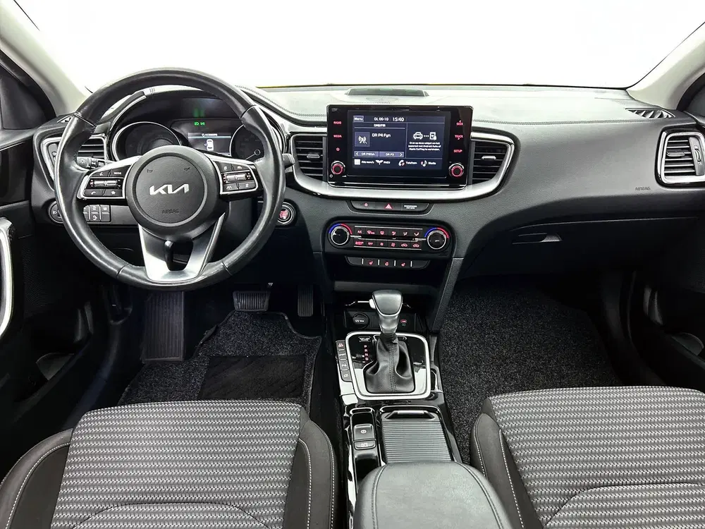 Kia Ceed 1.6 GDi PHEV DynamicLine uit 2023, foto 4