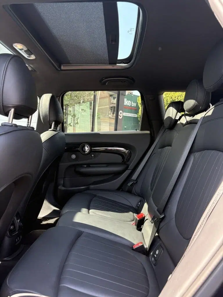 Mini Clubman 1.5 Cooper Yours uit 2022, foto 13