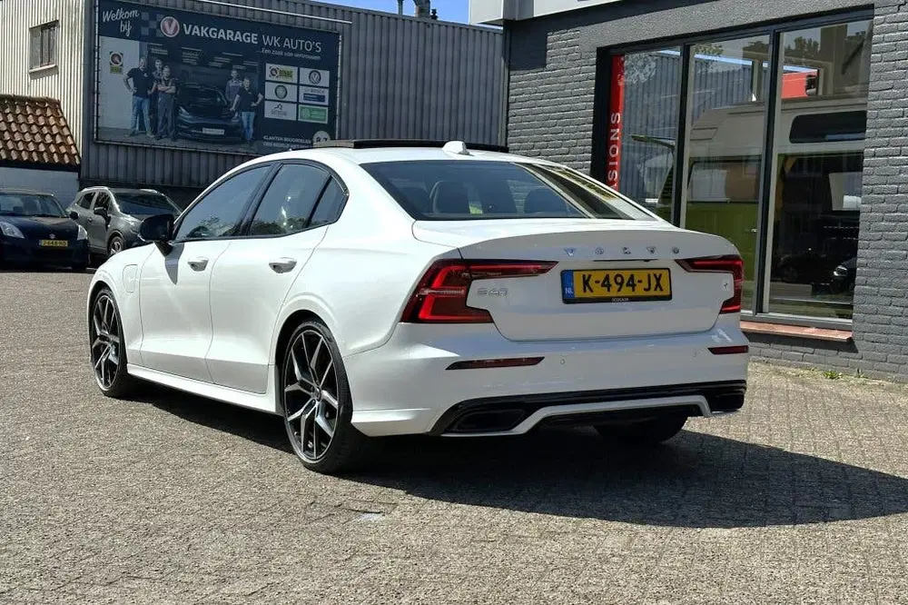 Volvo S60 2.0 T8 Twin Engine Polestar Engineered uit 2021, foto 12