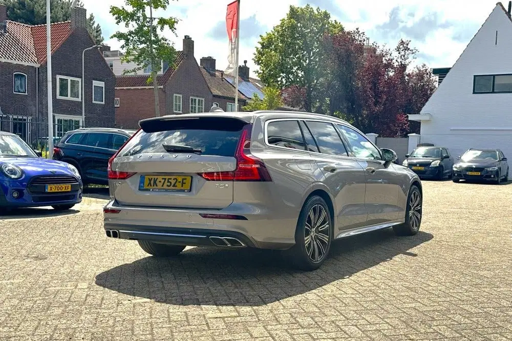 Volvo V60 2.0 T5 Inscription (bj 2019 uit 2019, foto 8