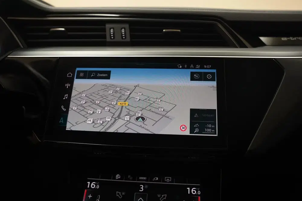 Audi e-tron 55 quattro edition 95 kWh [ Cruise Clima P uit 2022, foto 7