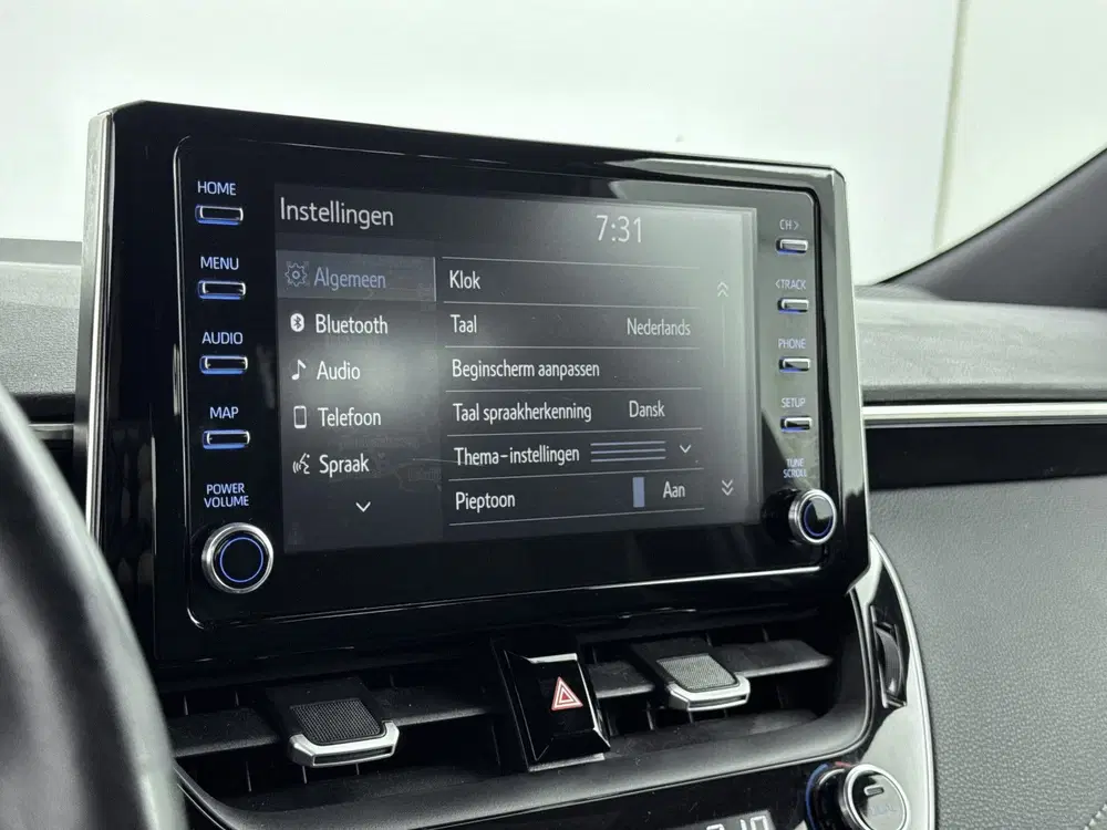 Toyota Corolla 1.8 Hybrid Active Plus uit 2019, foto 12